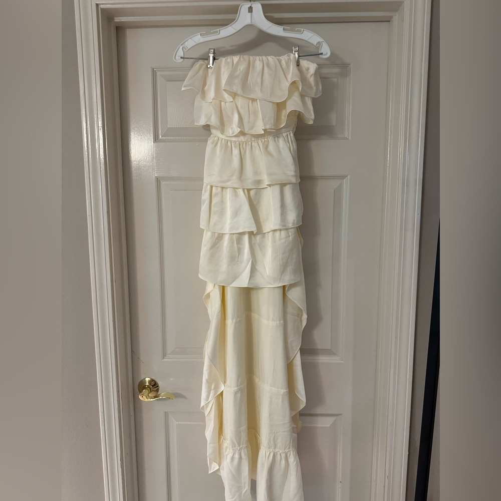 We Wore What. Cute dress. Short in front. Longer in back.